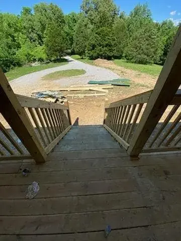 Decks, Fences & Patios project photo 11