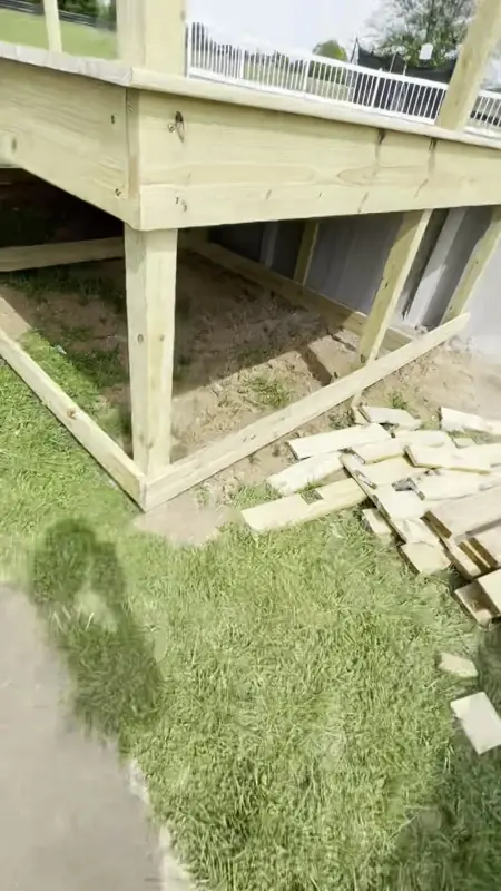 Decks, Fences & Patios project photo 2