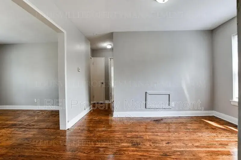 Painting, Drywall & Flooring project photo 2