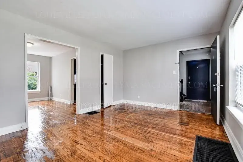 Painting, Drywall & Flooring project photo 3